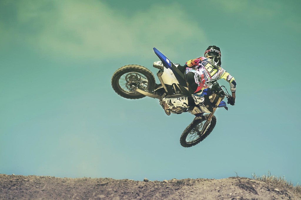 2016_yam_yz450f_eu_dpbse_-act-_004